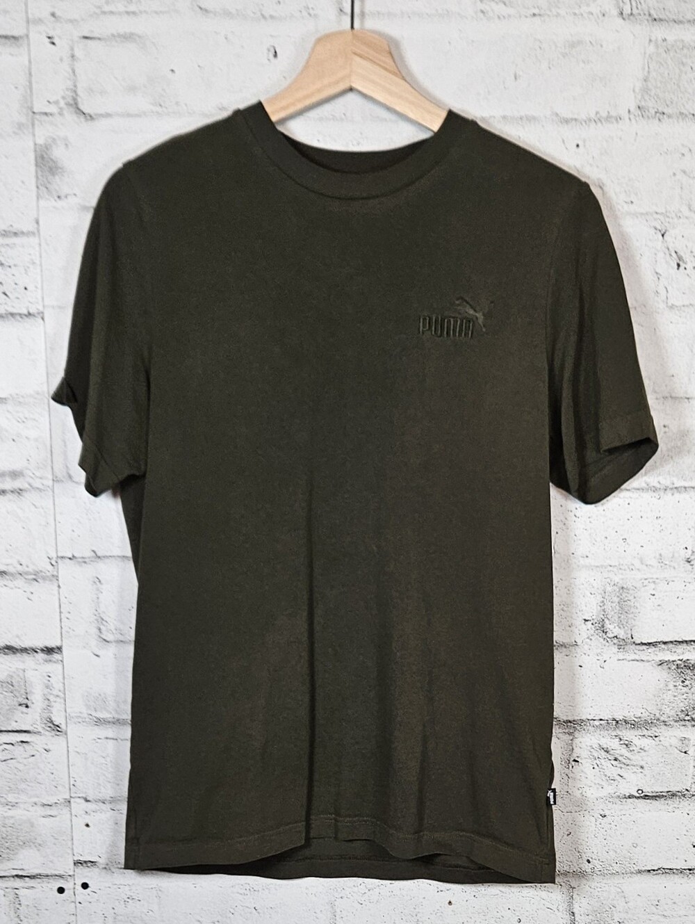 Puma Essential Logo T Shirt Olive Green Crew Neck Cotton Tee Size M